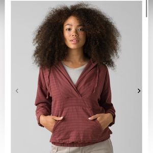 Prana Farin thin pullover, beige color, size medium